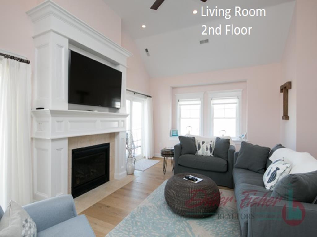 271 104th Street, Stone Harbor (Center) - Picture 2