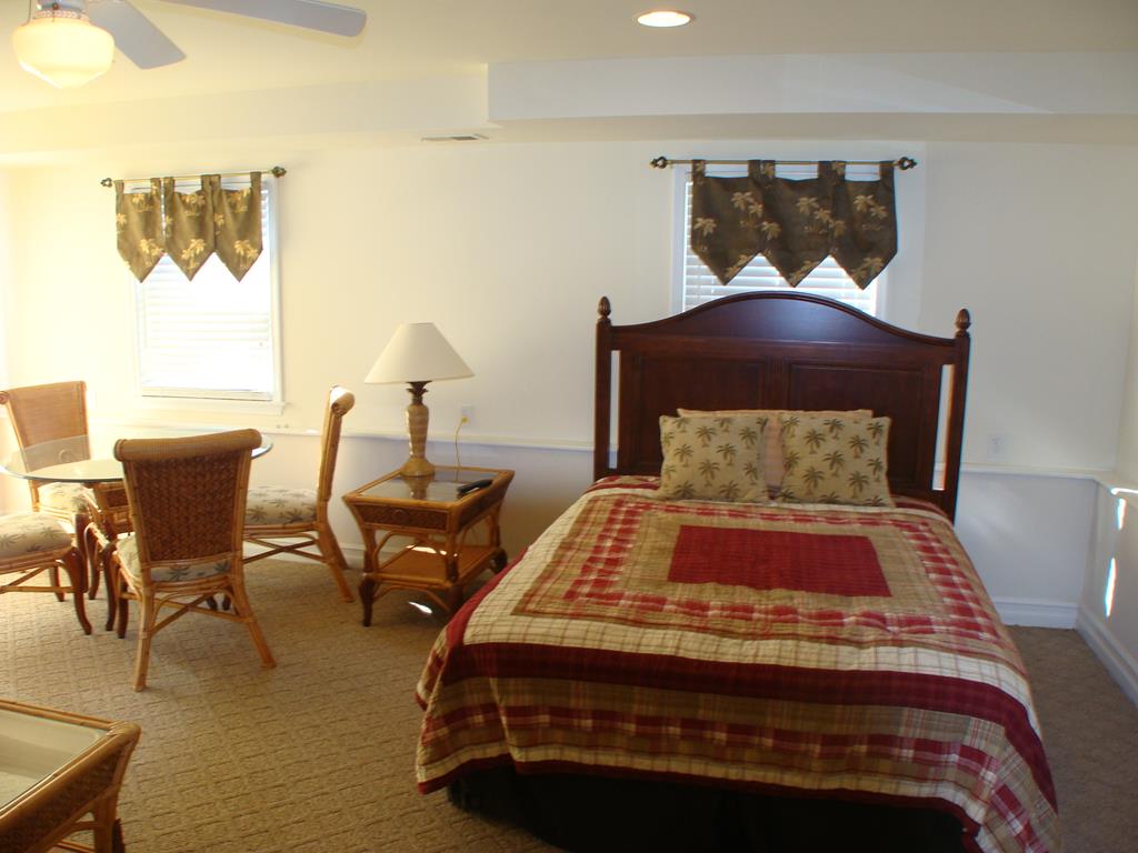 5205 Central Avenue, Sea Isle City (Center)