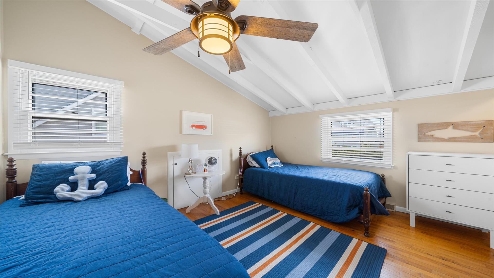 262 50th Street, Avalon (Center)