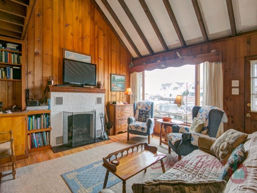 428 104th Street, Stone Harbor (Bay Front) - Picture 3