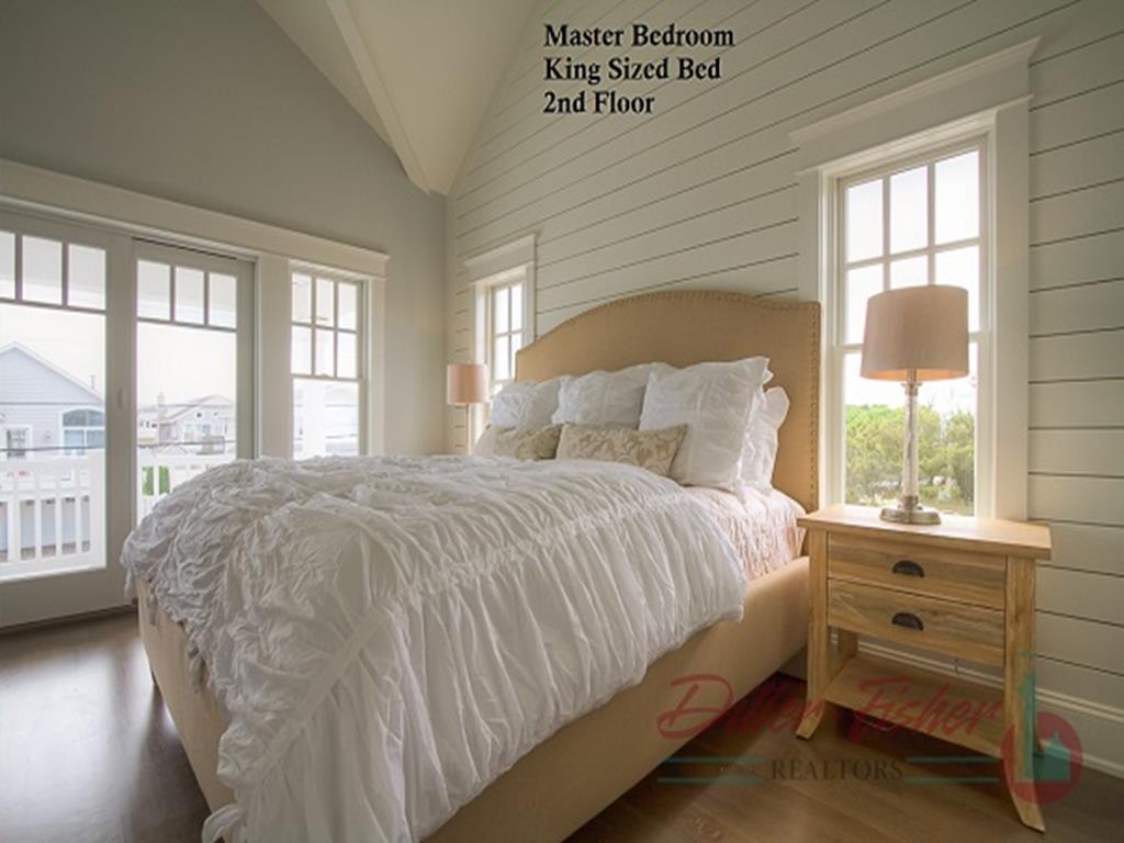 160 113th Street, Stone Harbor (Beach Block)