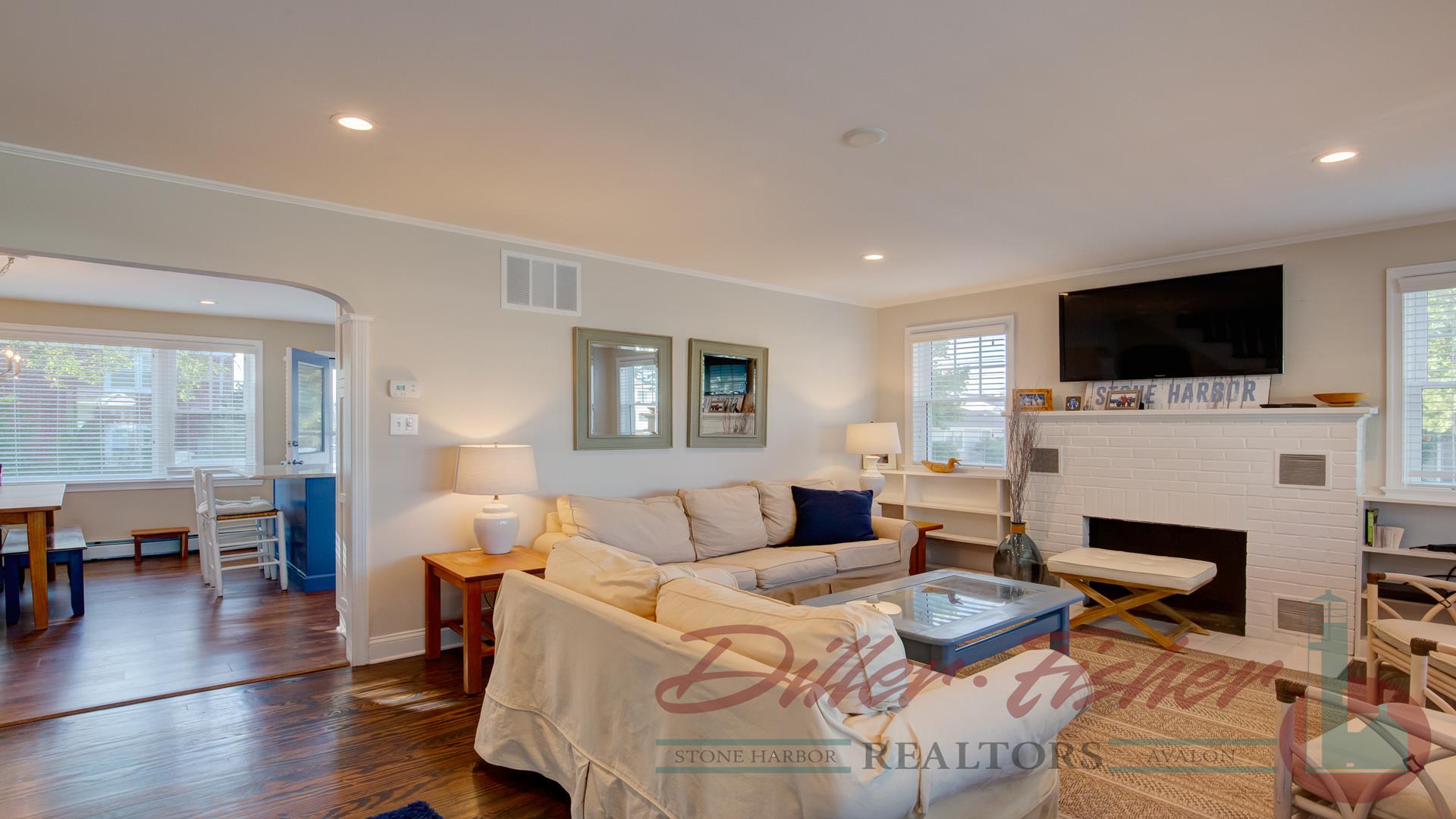 10301 Second Avenue, Stone Harbor (Center) - Picture 3