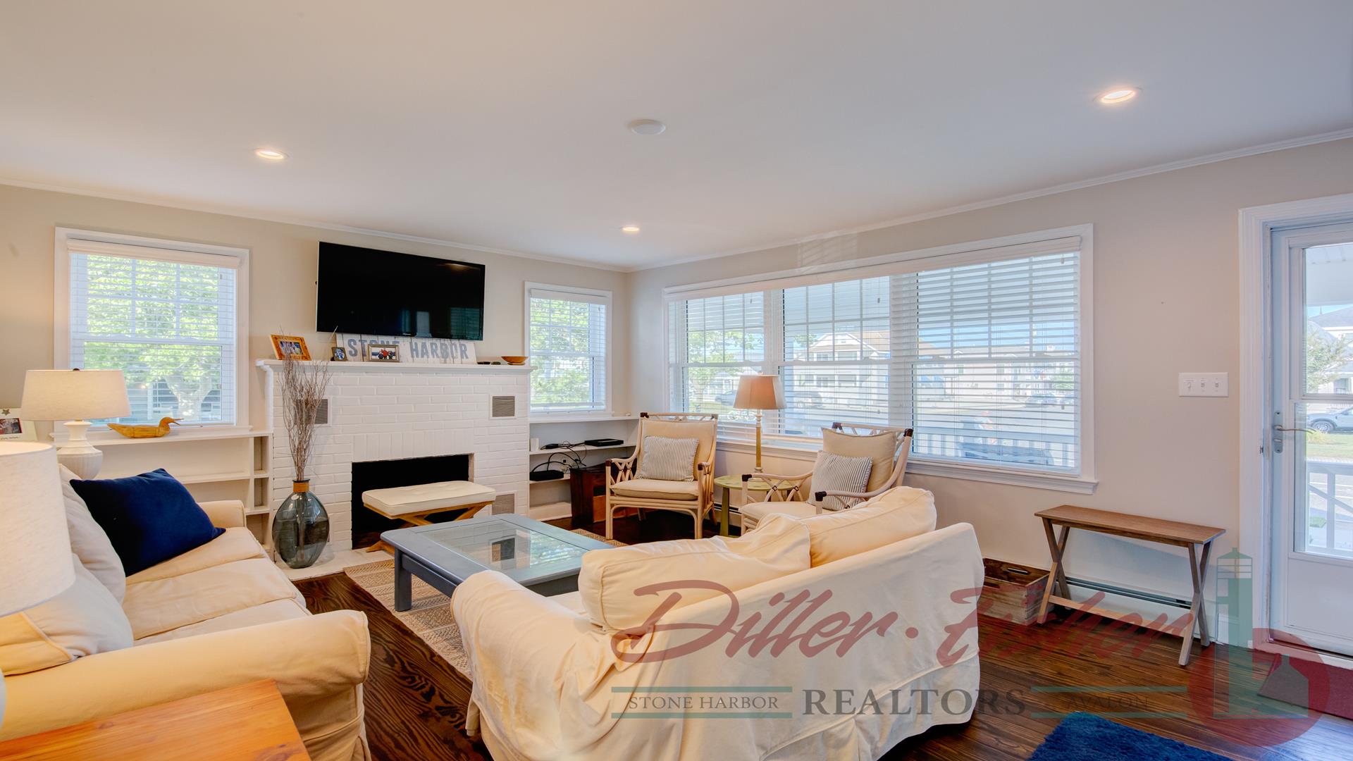 10301 Second Avenue, Stone Harbor (Center) - Picture 4