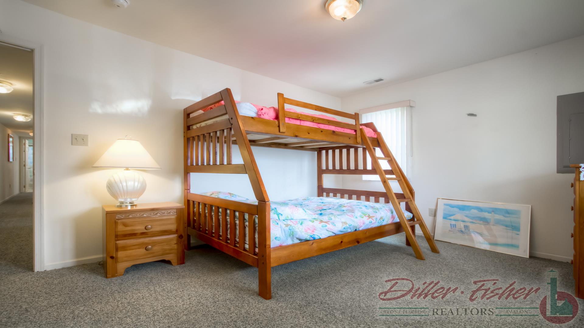 243 34th Street, Avalon (Center)