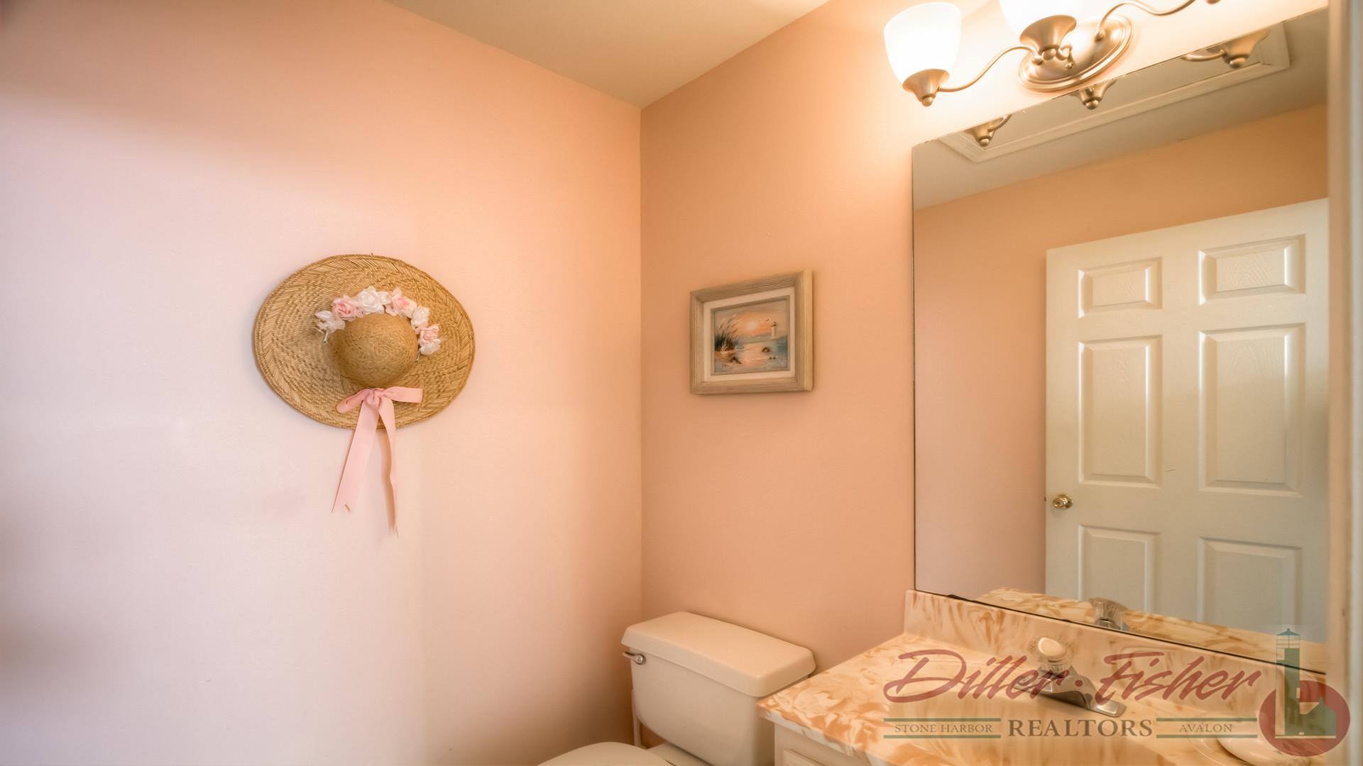 243 34th Street, Avalon (Center)