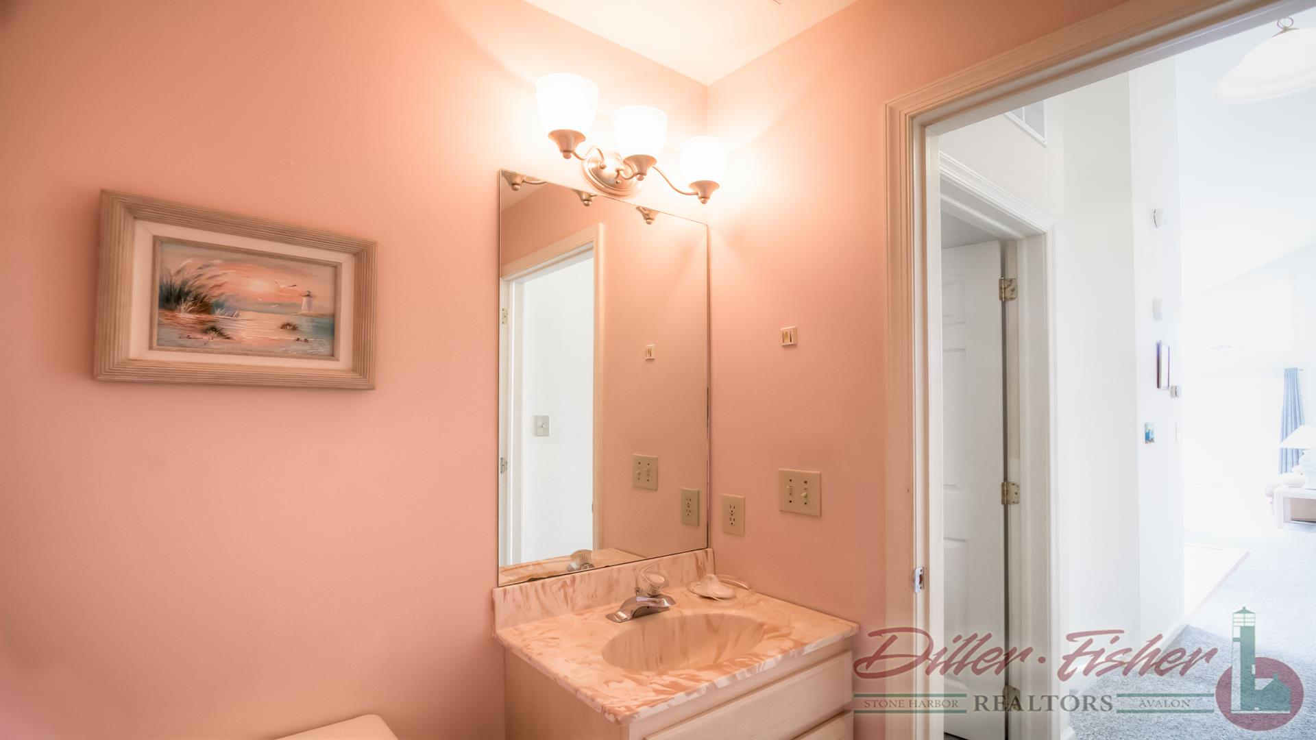 243 34th Street, Avalon (Center)