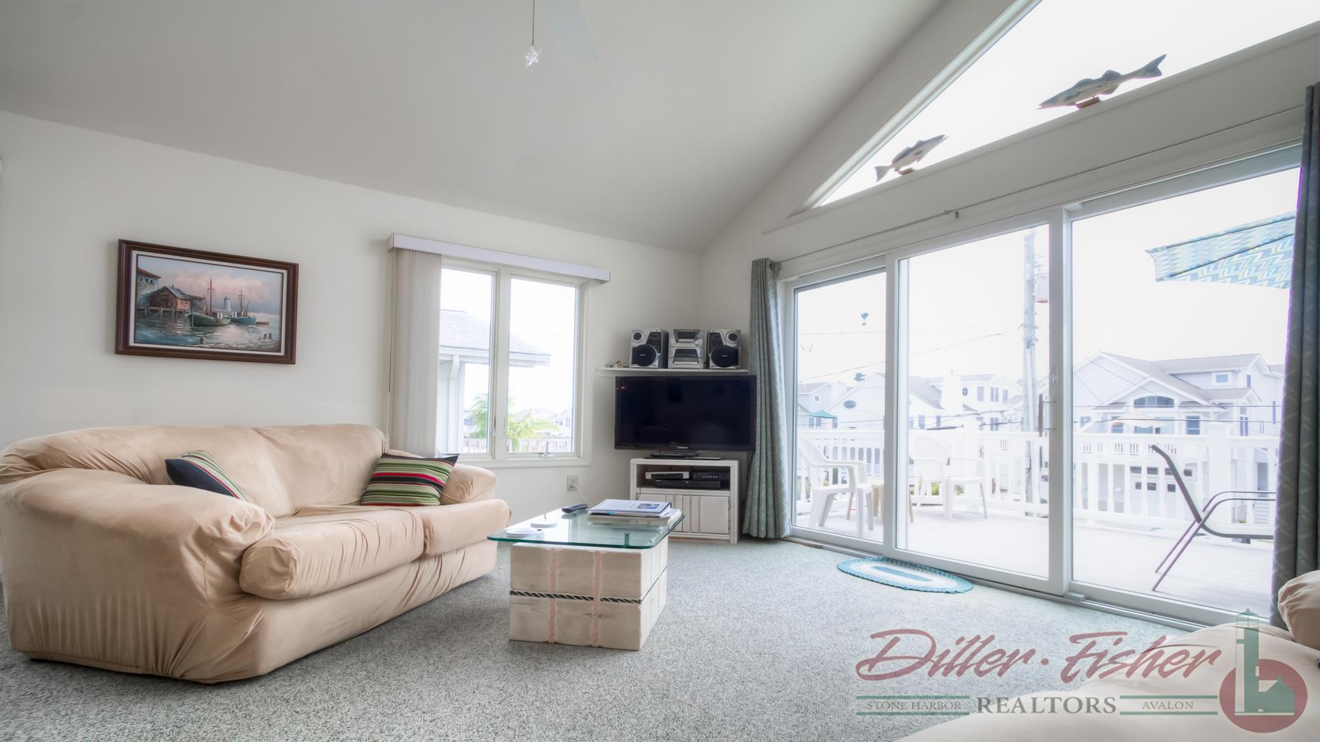 243 34th Street, Avalon (Center)