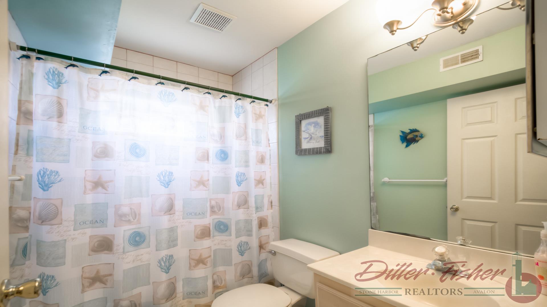 243 34th Street, Avalon (Center)