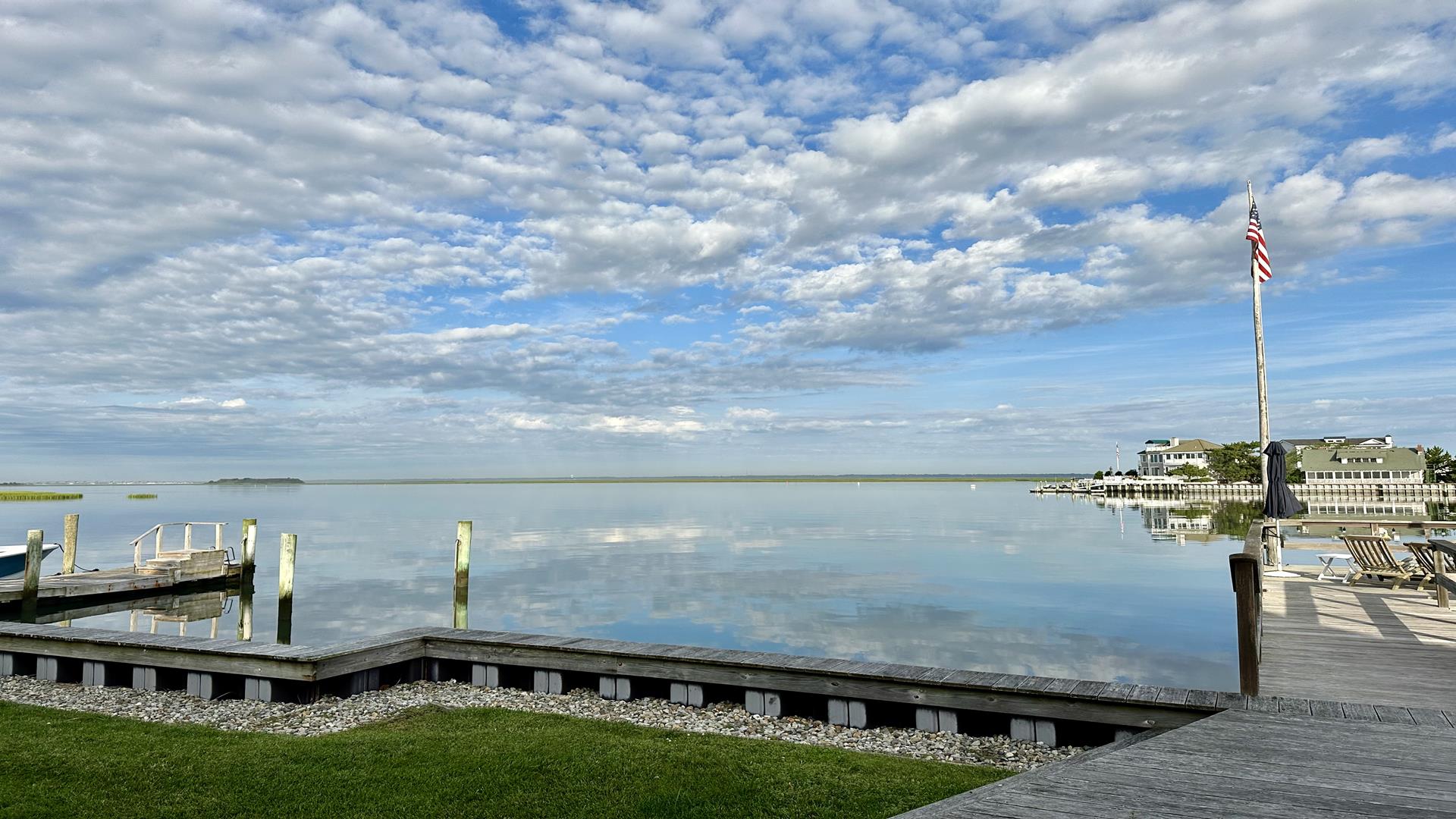 10707 Corinthian Drive, Stone Harbor (Bay Front) - Picture 3