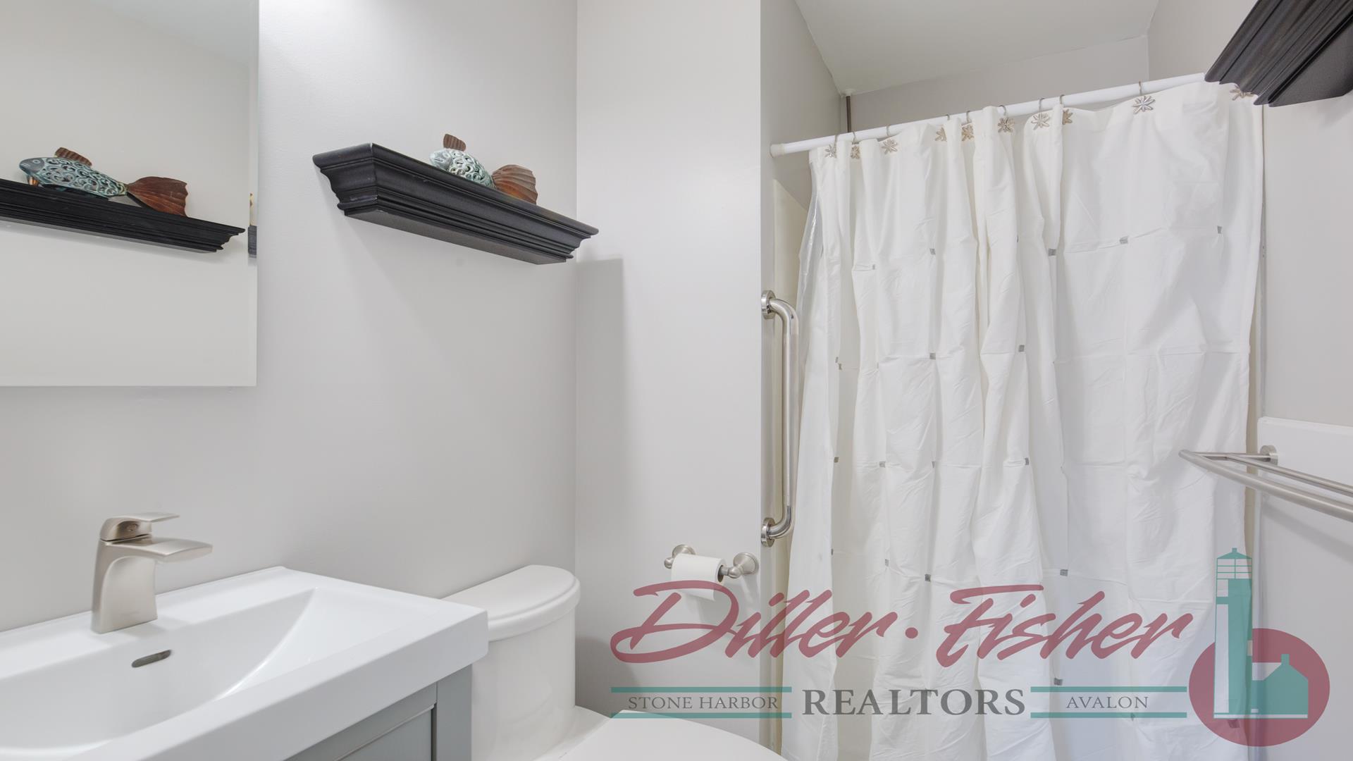 285 80th Street, Avalon (Center)