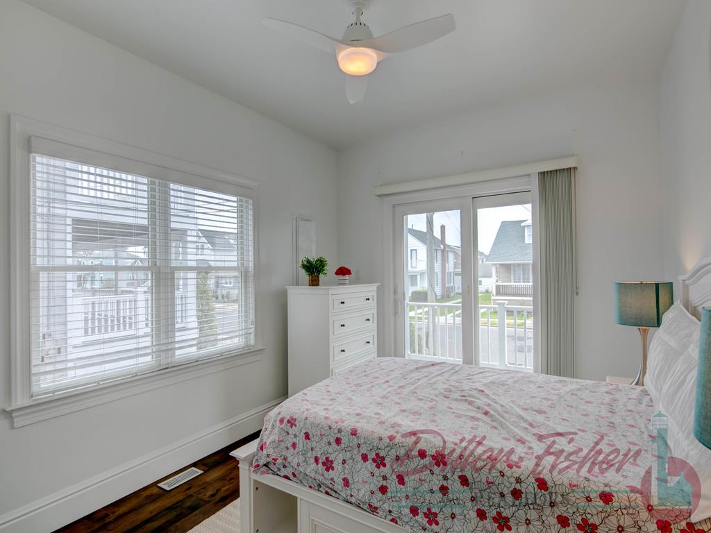 272 90th Street, Stone Harbor (Mid-Island) - Picture 5