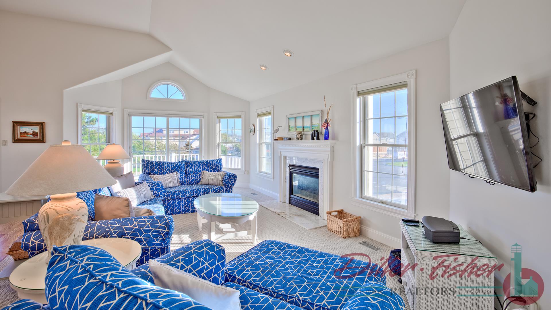 8415 Second Avenue, Stone Harbor (Center) - Picture 5