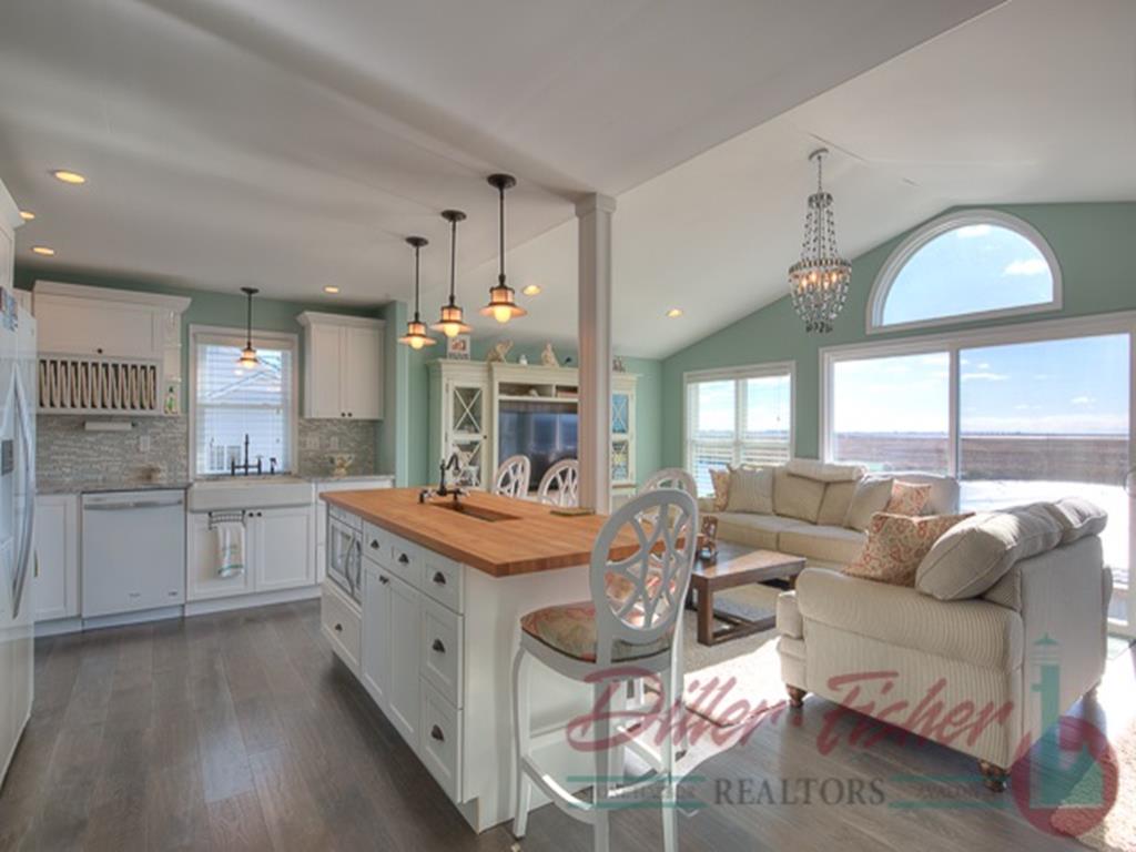 715 Stone Harbor Boulevard, Stone Harbor (Bay Front) - Picture 2