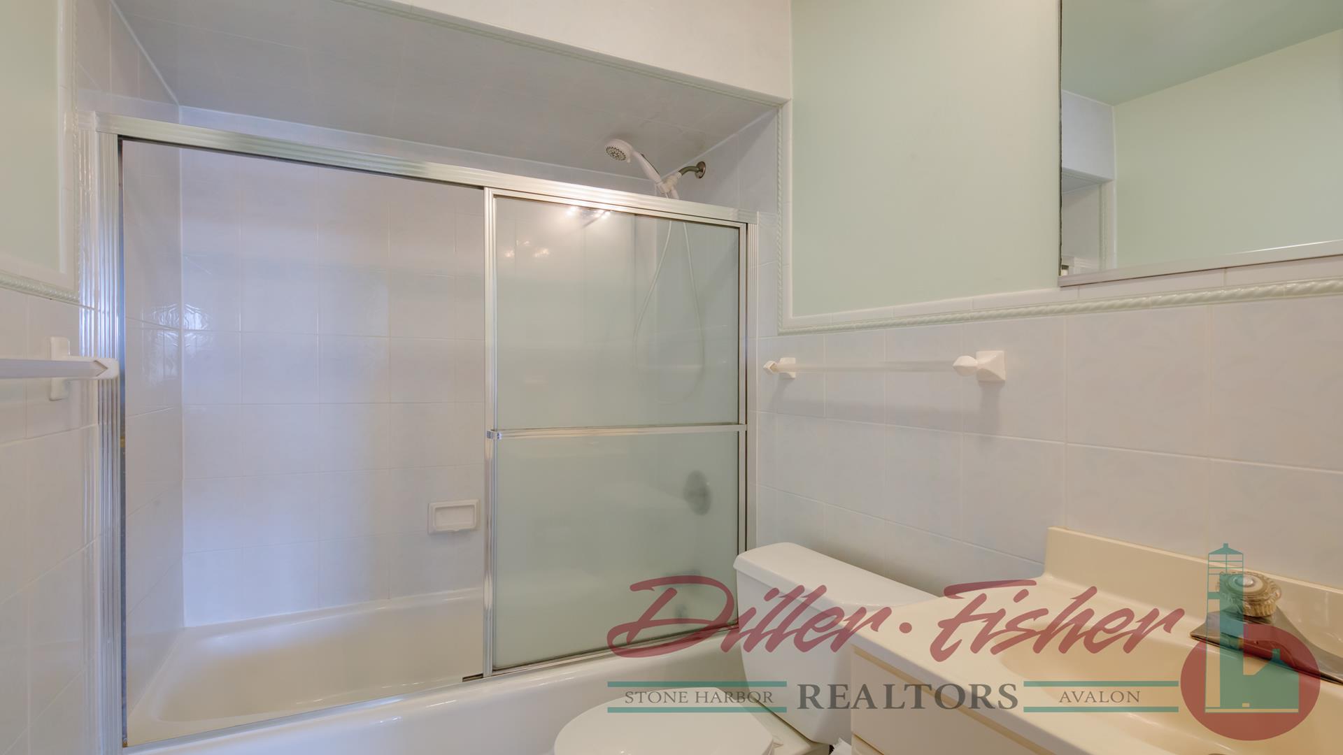 5 98th Street, Stone Harbor (Beach Front)