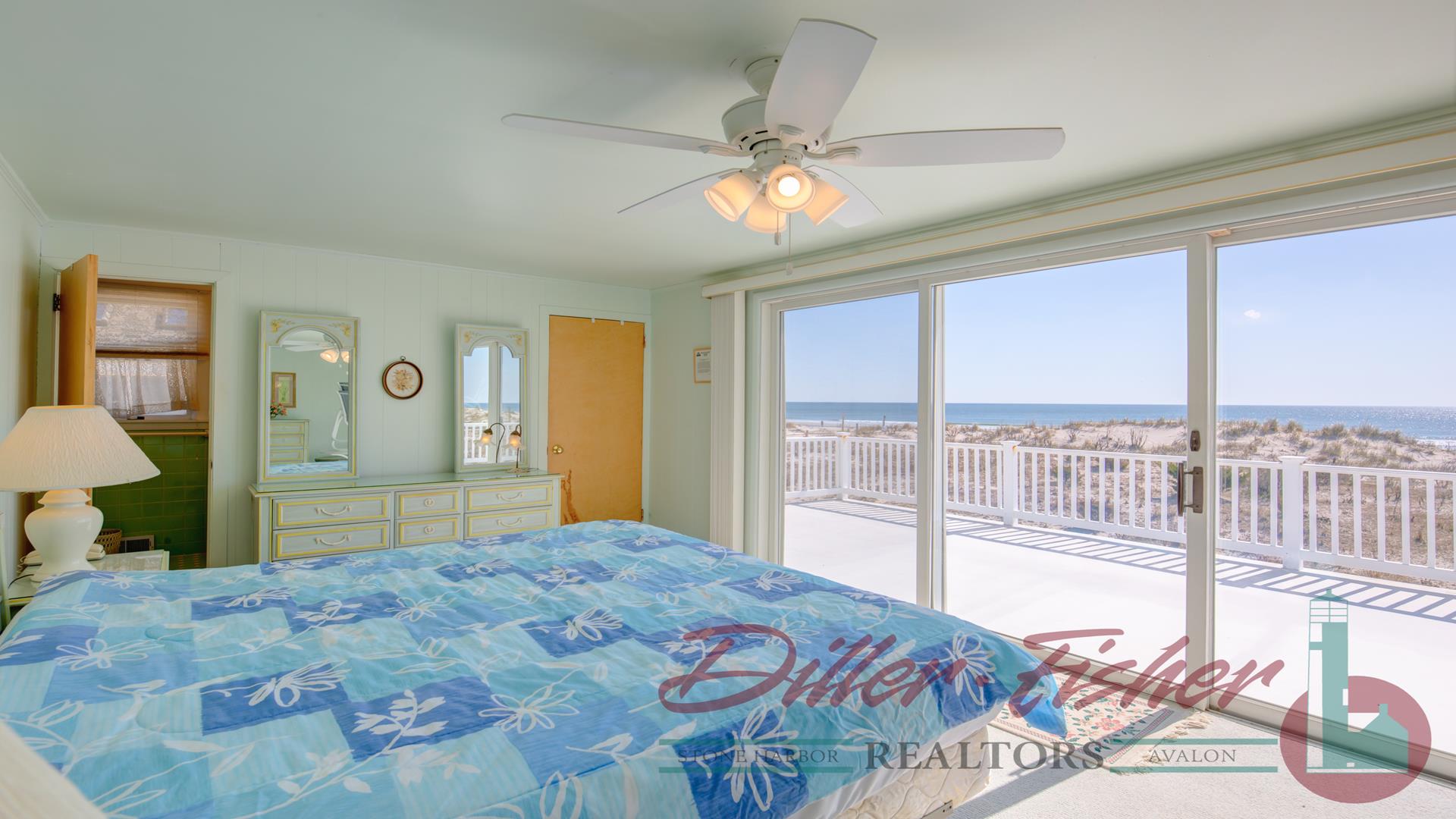 5 98th Street, Stone Harbor (Beach Front)