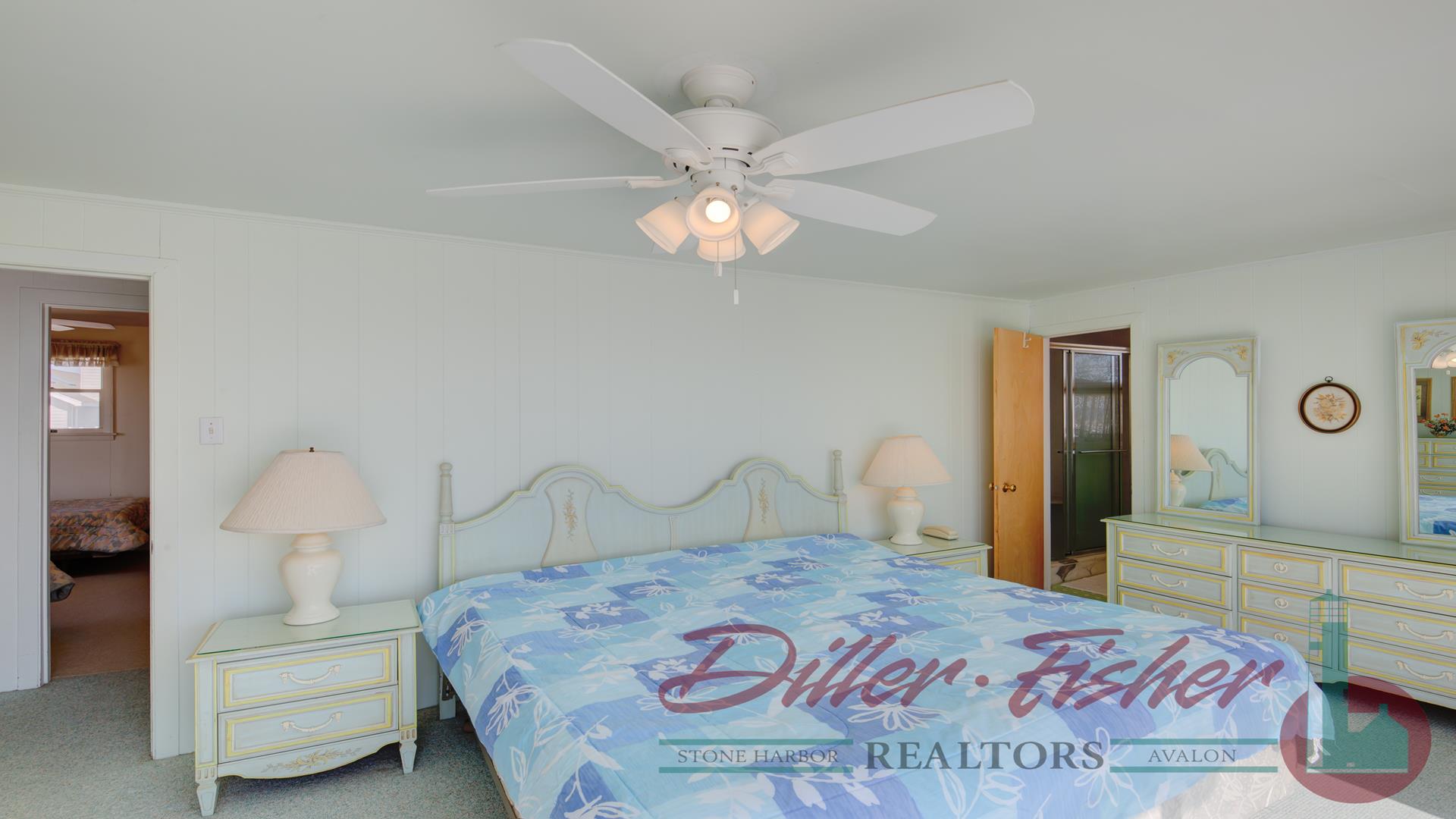 5 98th Street, Stone Harbor (Beach Front)