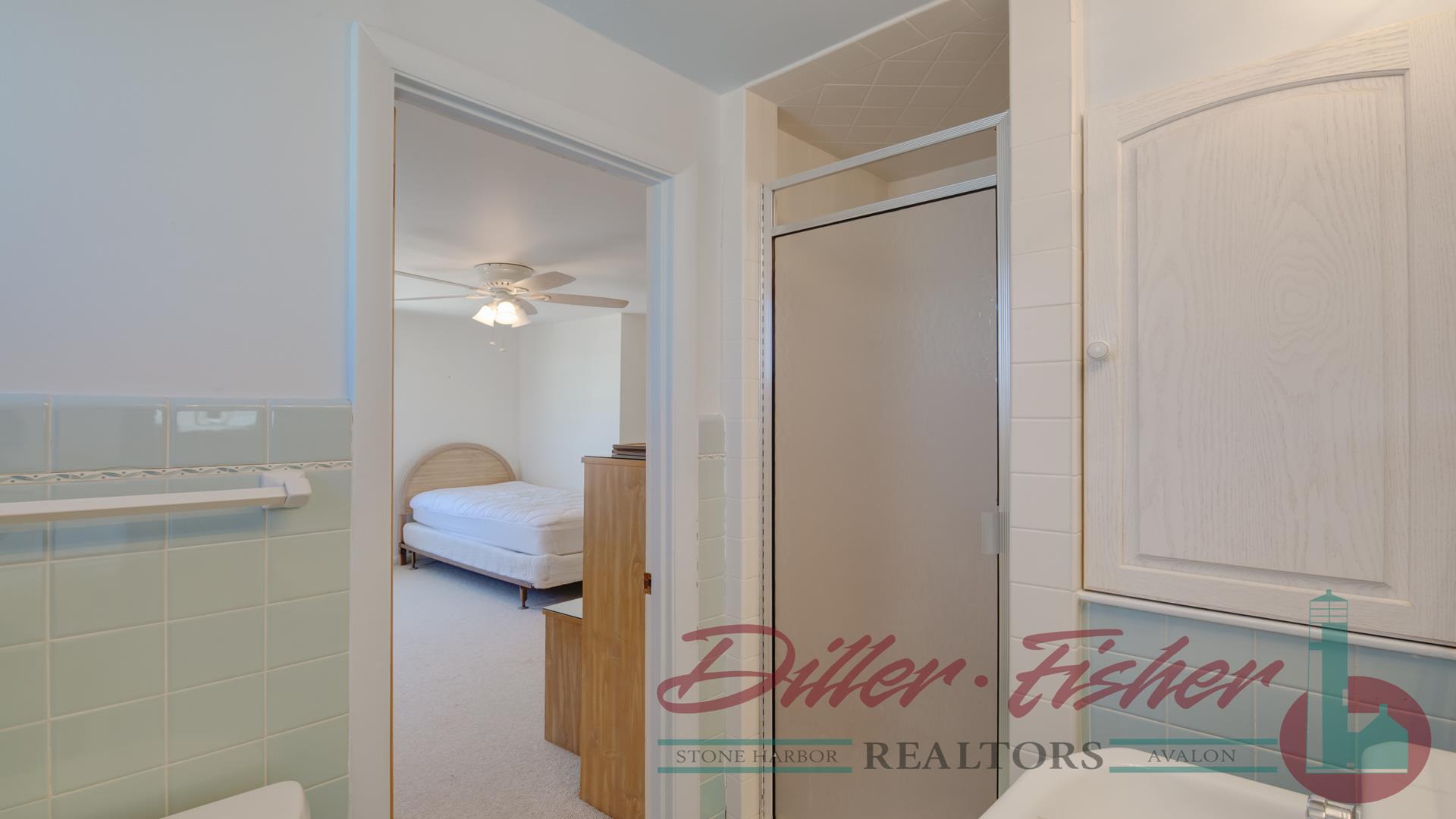 5 98th Street, Stone Harbor (Beach Front)