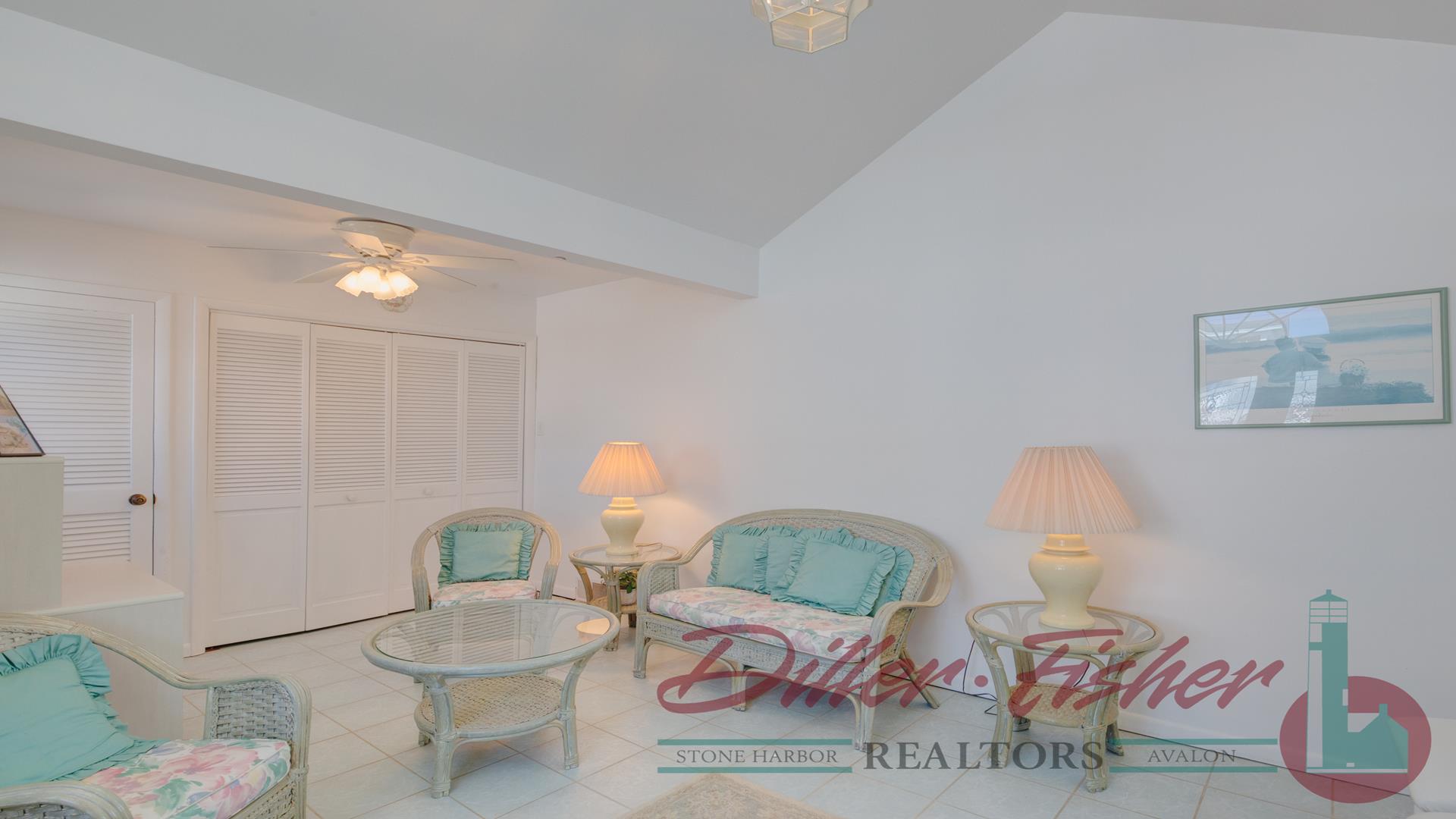 5 98th Street, Stone Harbor (Beach Front)