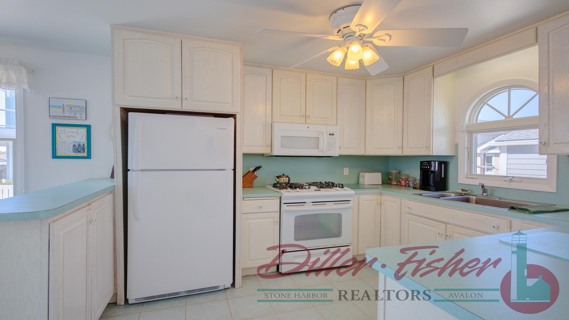 5 98th Street, Stone Harbor (Beach Front)