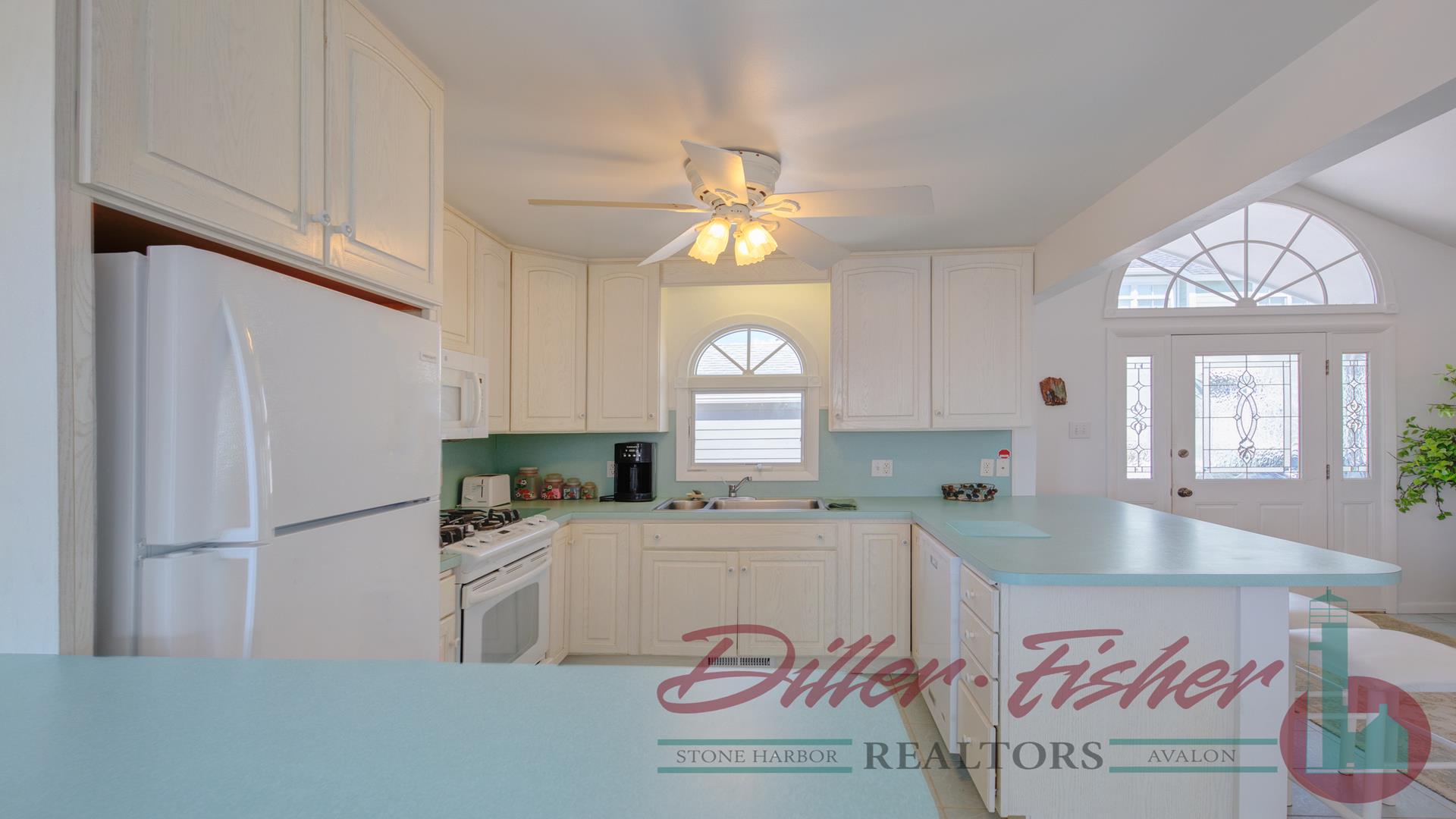 5 98th Street, Stone Harbor (Beach Front)