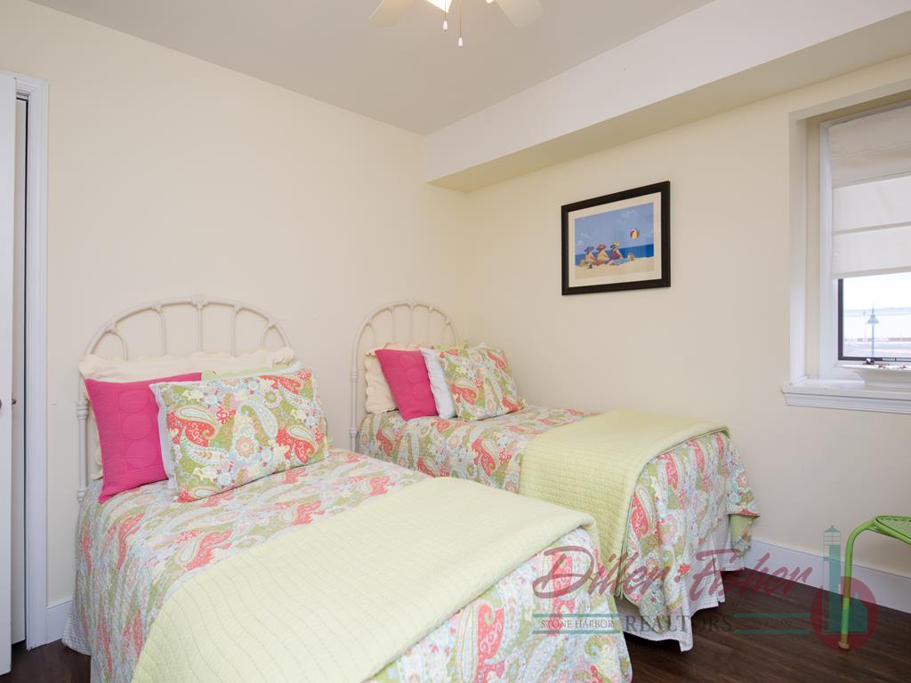 327 81st Street, Stone Harbor (Bay Front)