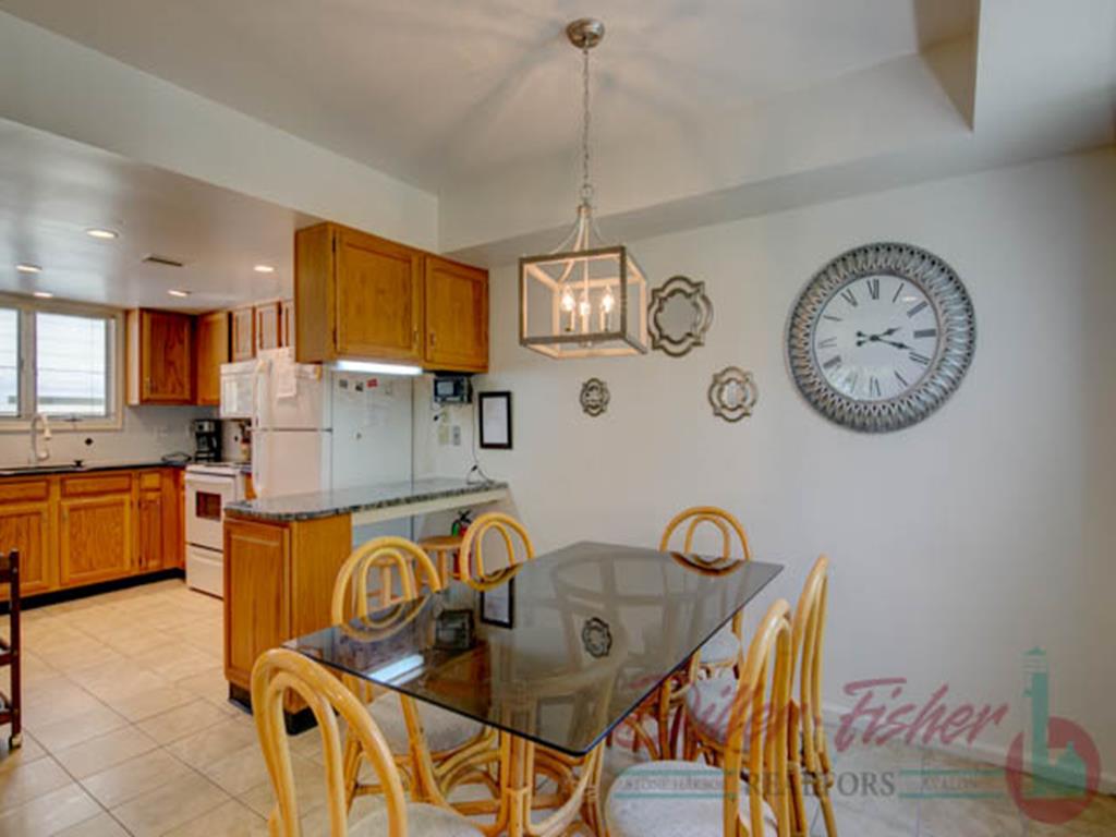 240 106th Street, Stone Harbor (Mid-Island) - Picture 4