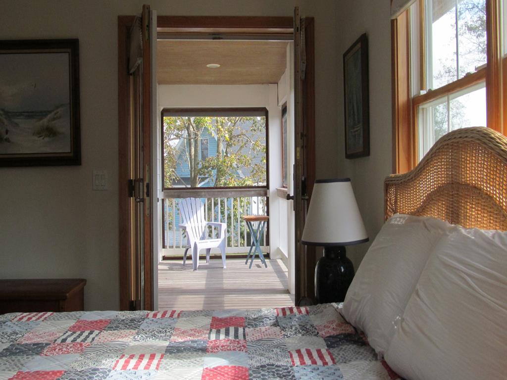 716 New England Road--The Canal House | Photo 25