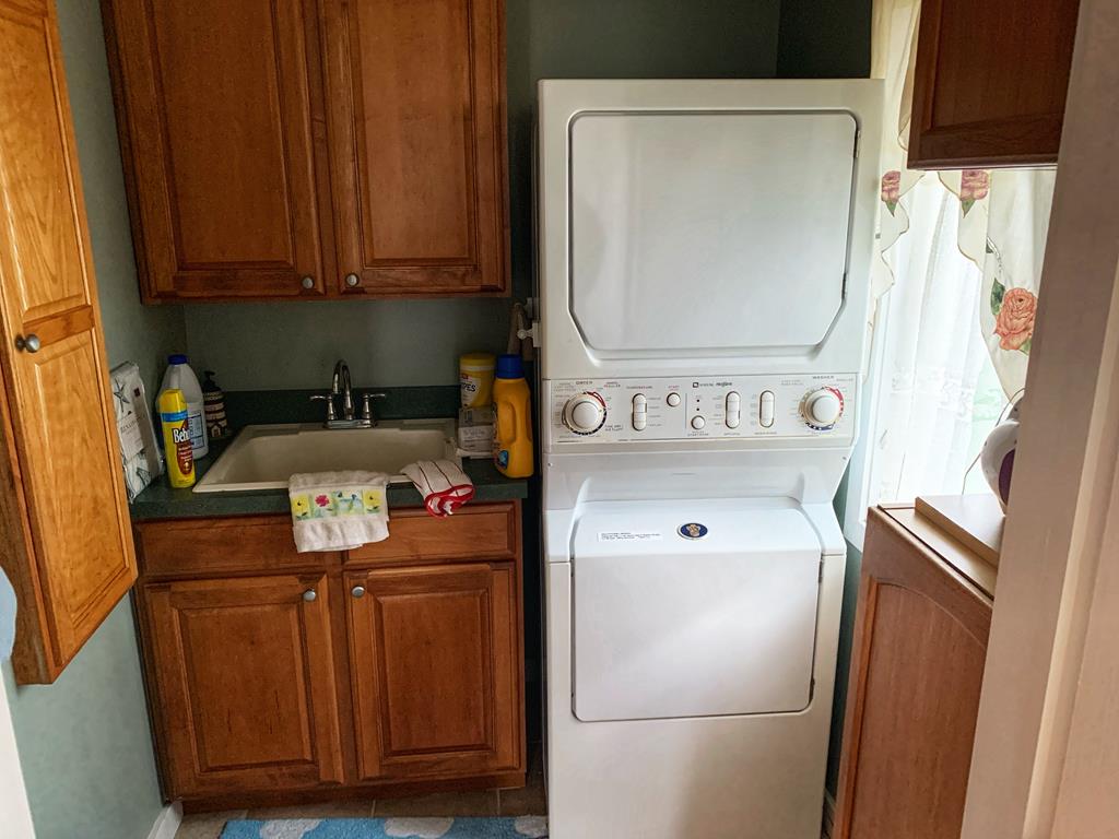 915 Columbia Avenue - Columbia Dream | Photo 14