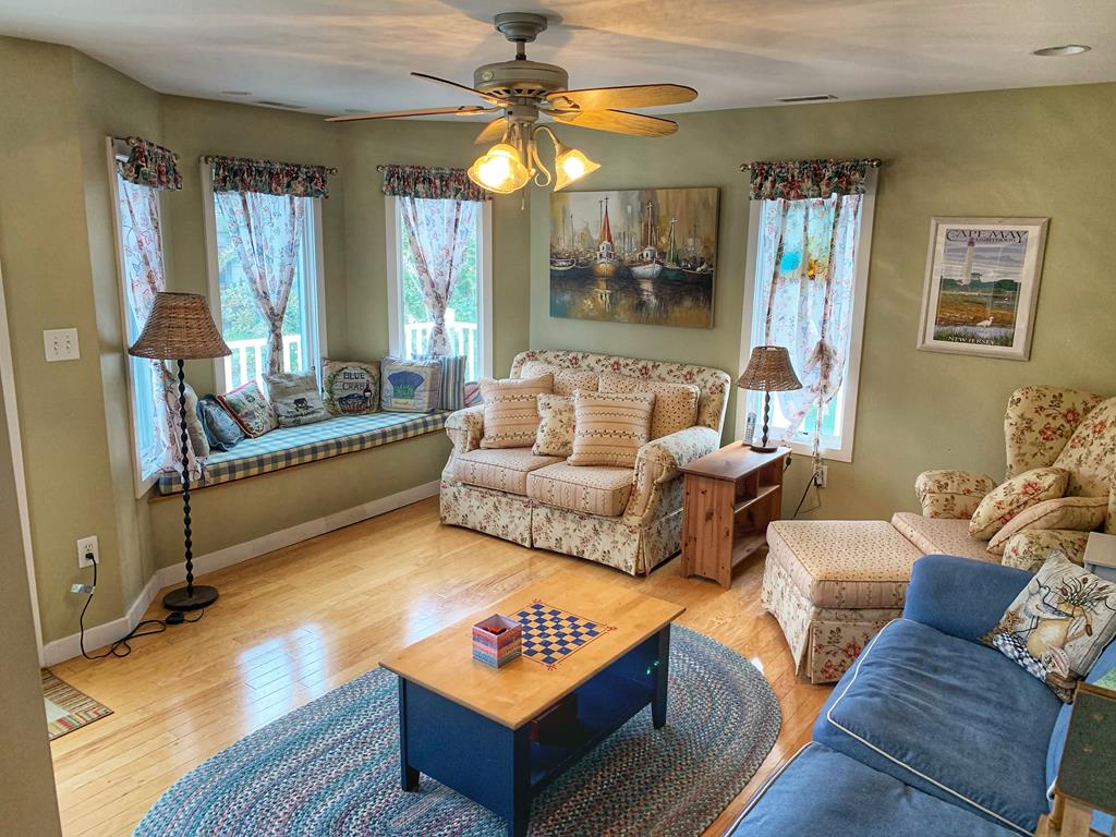 915 Columbia Avenue - Columbia Dream | Photo 19