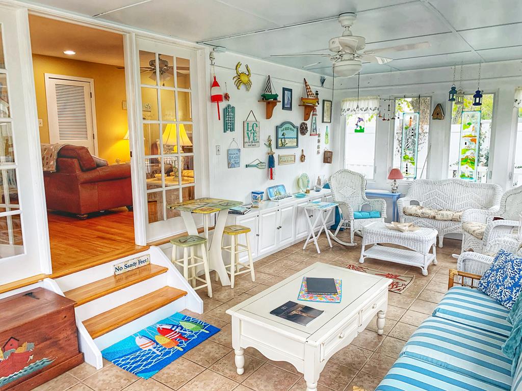 915 Columbia Avenue - Columbia Dream | Photo 11