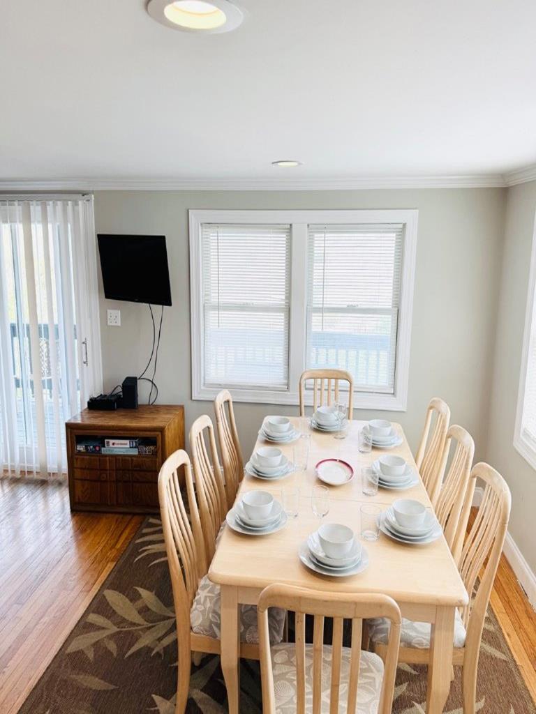 101 E 60th Street, 2nd floor, Brant Beach (Ocean Front)