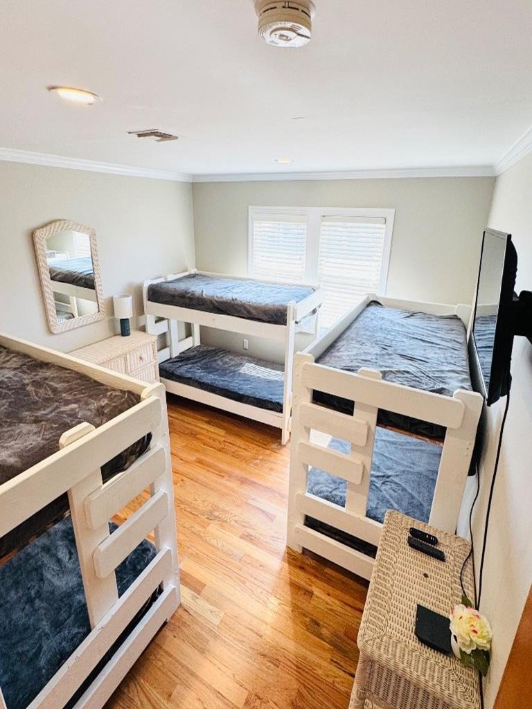 112 Culver Avenue (76th), Beach Haven Crest (Ocean Front)