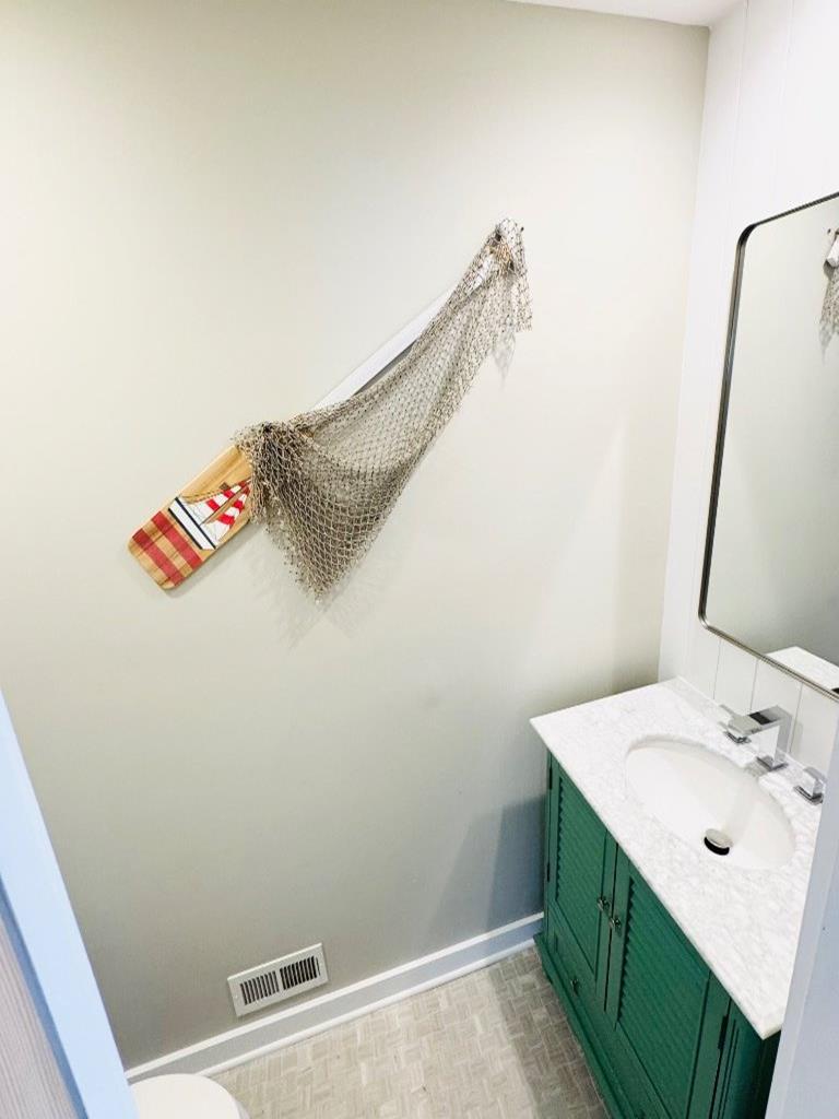 5 A  Long Beach Blvd, Loveladies (Ocean Block)