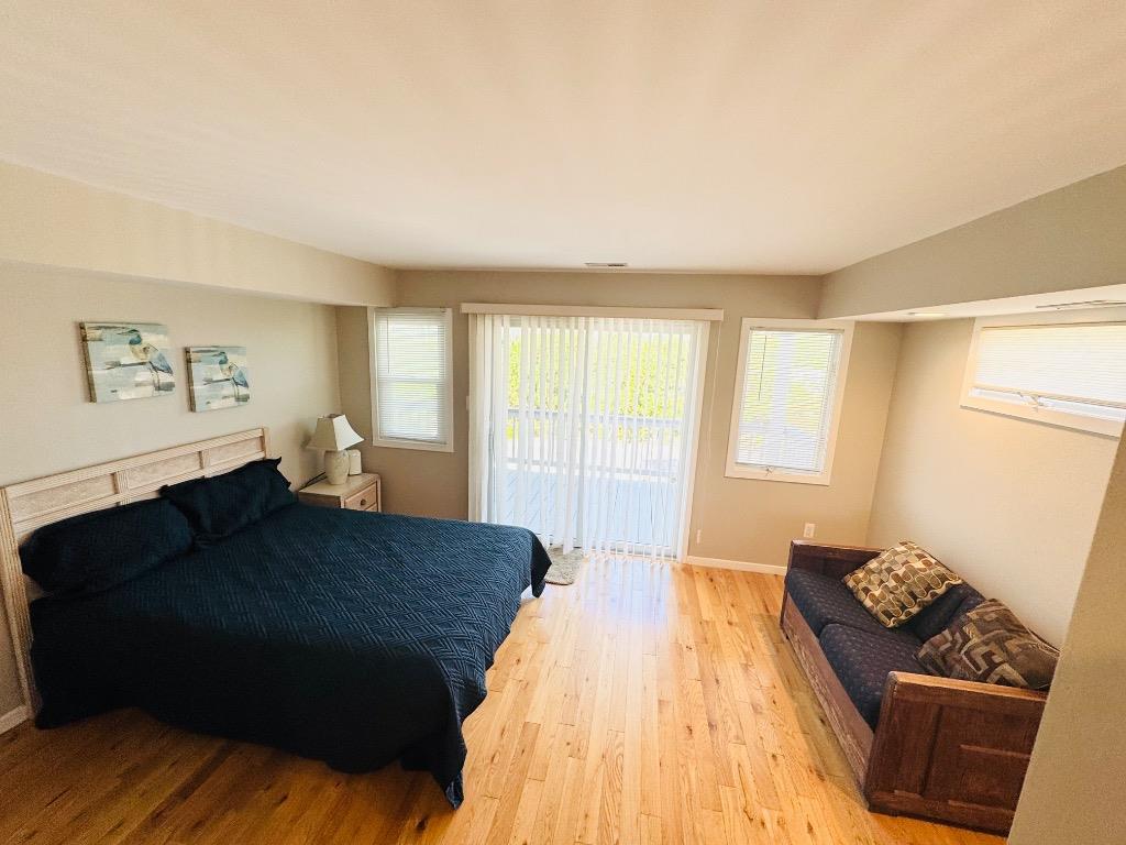 5 A  Long Beach Blvd, Loveladies (Ocean Block)