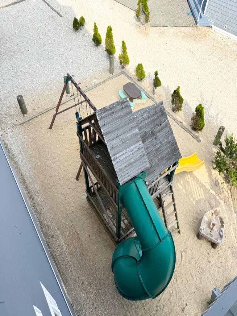 5 A  Long Beach Blvd, Loveladies (Ocean Block)