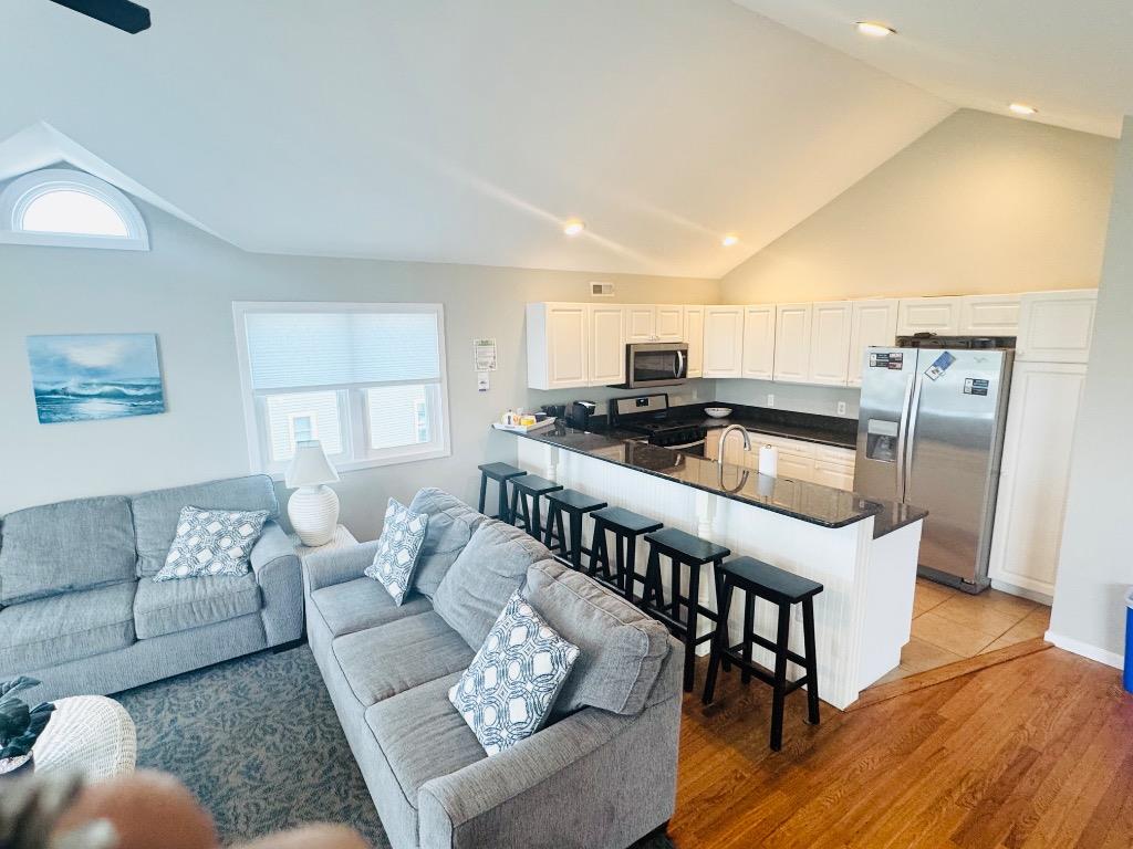 5 A  Long Beach Blvd, Loveladies (Ocean Block)