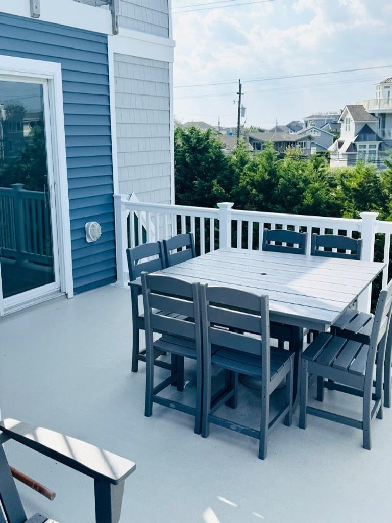 5 A  Long Beach Blvd, Loveladies (Ocean Block)