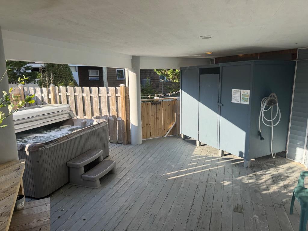 5 B Long Beach Blvd, Loveladies (Ocean Block)