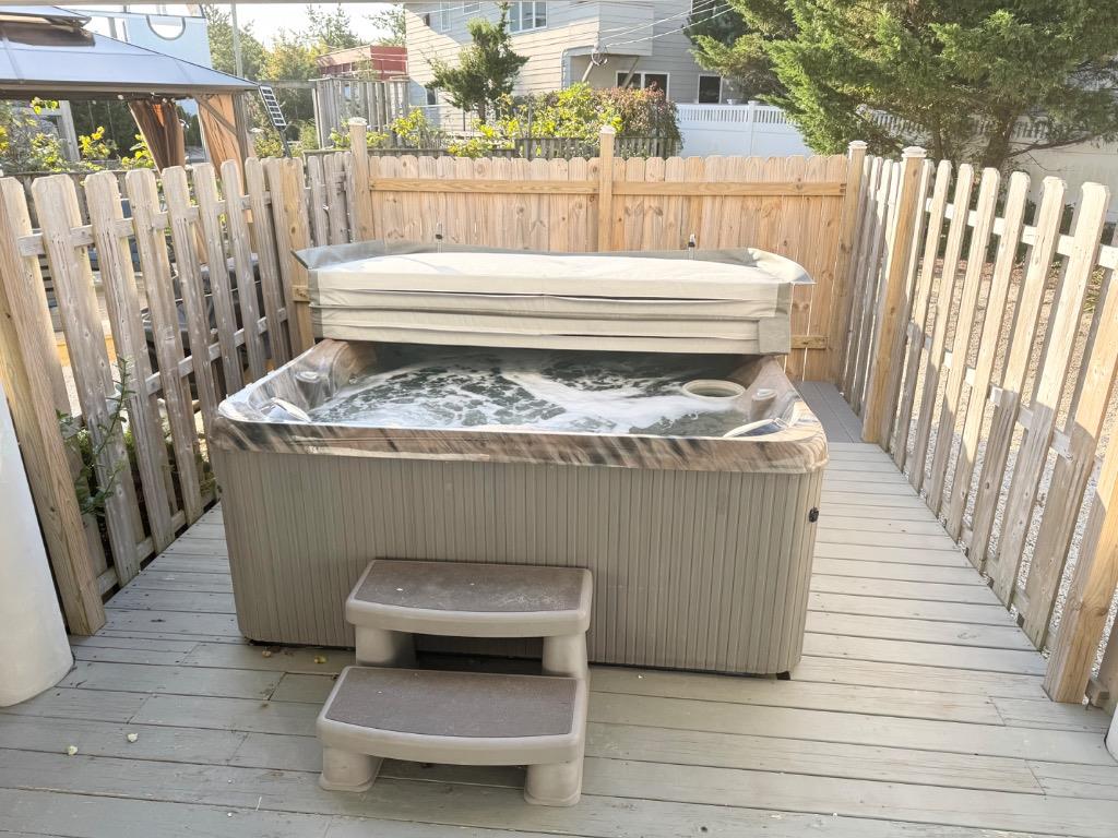 5 B Long Beach Blvd, Loveladies (Ocean Block)