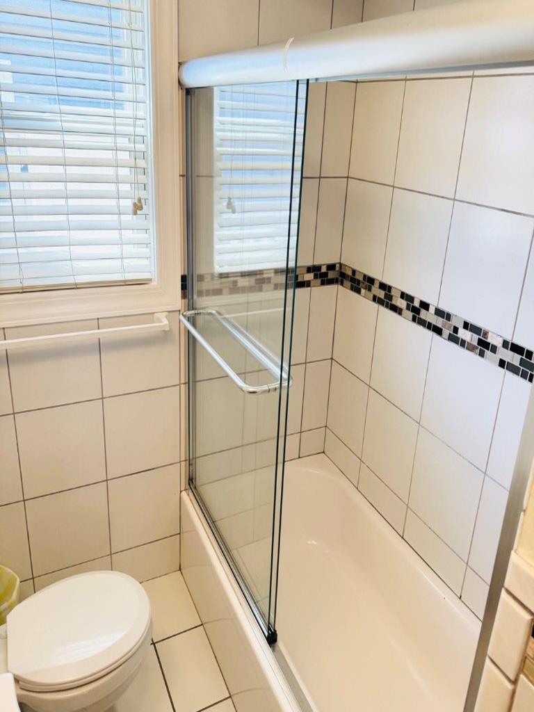 7312 Ocean Blvd., Brant Beach (Ocean Side)