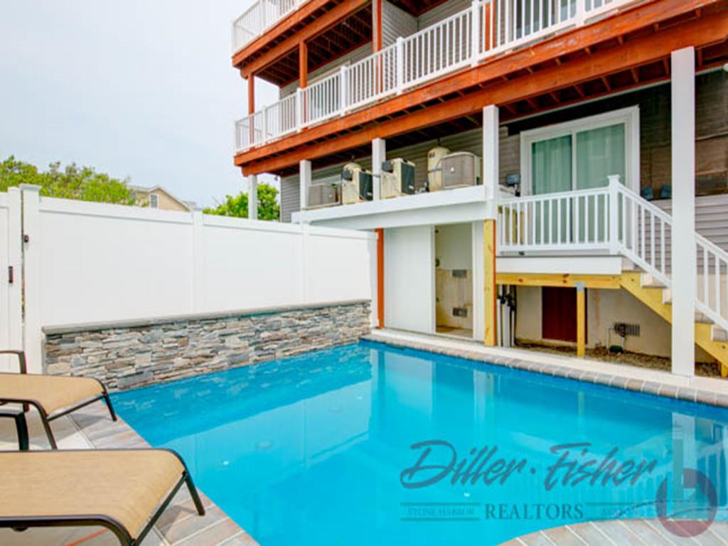 214 28th Street, Avalon (Mid-Island)