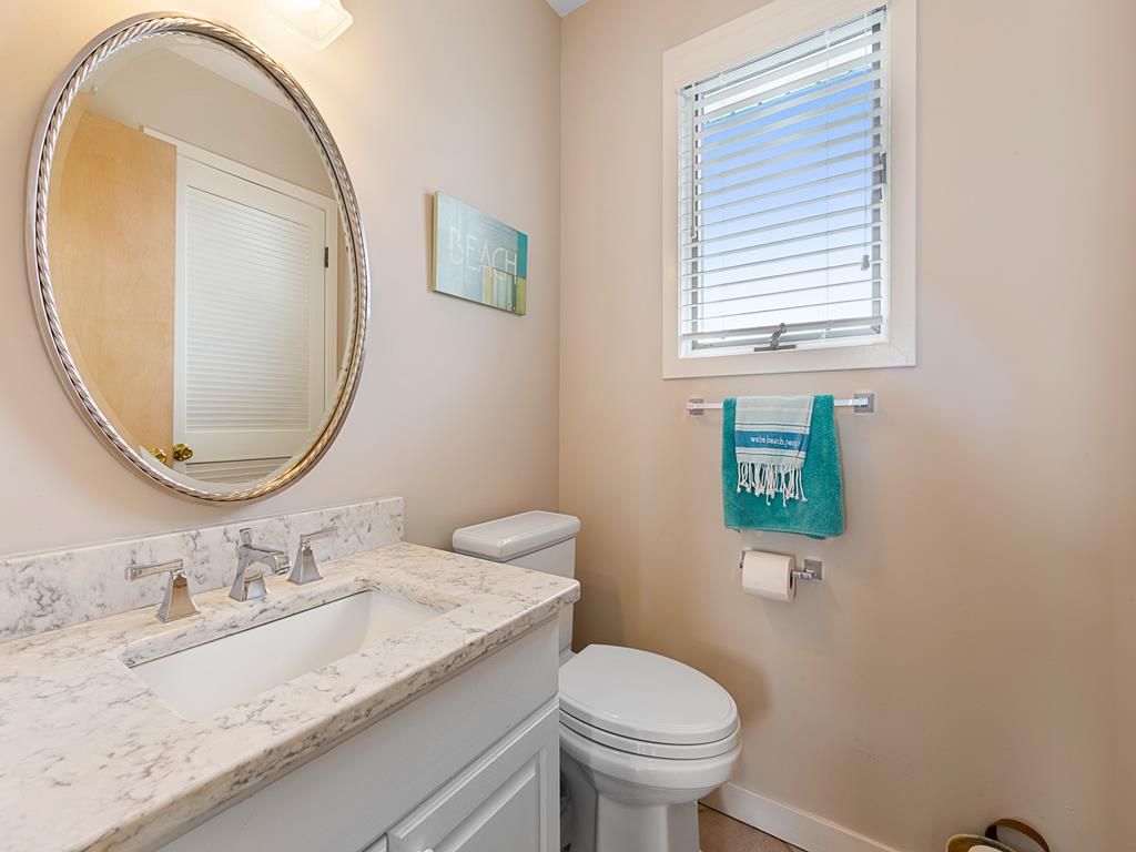 108 W. Hobart Avenue, Beach Haven Crest (Bay Side)