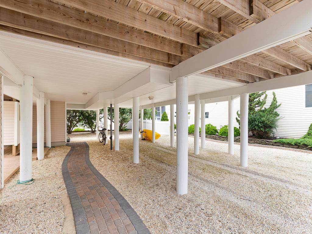 108 W. Hobart Avenue, Beach Haven Crest (Bay Side)