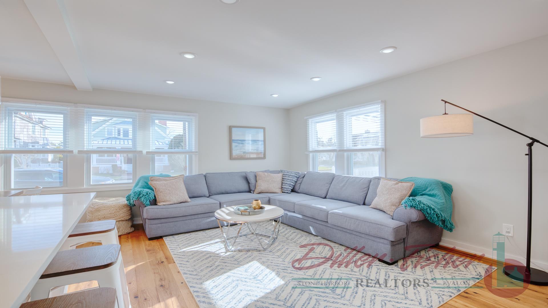 10015 Third Avenue, Stone Harbor (Mid-Island) - Picture 5
