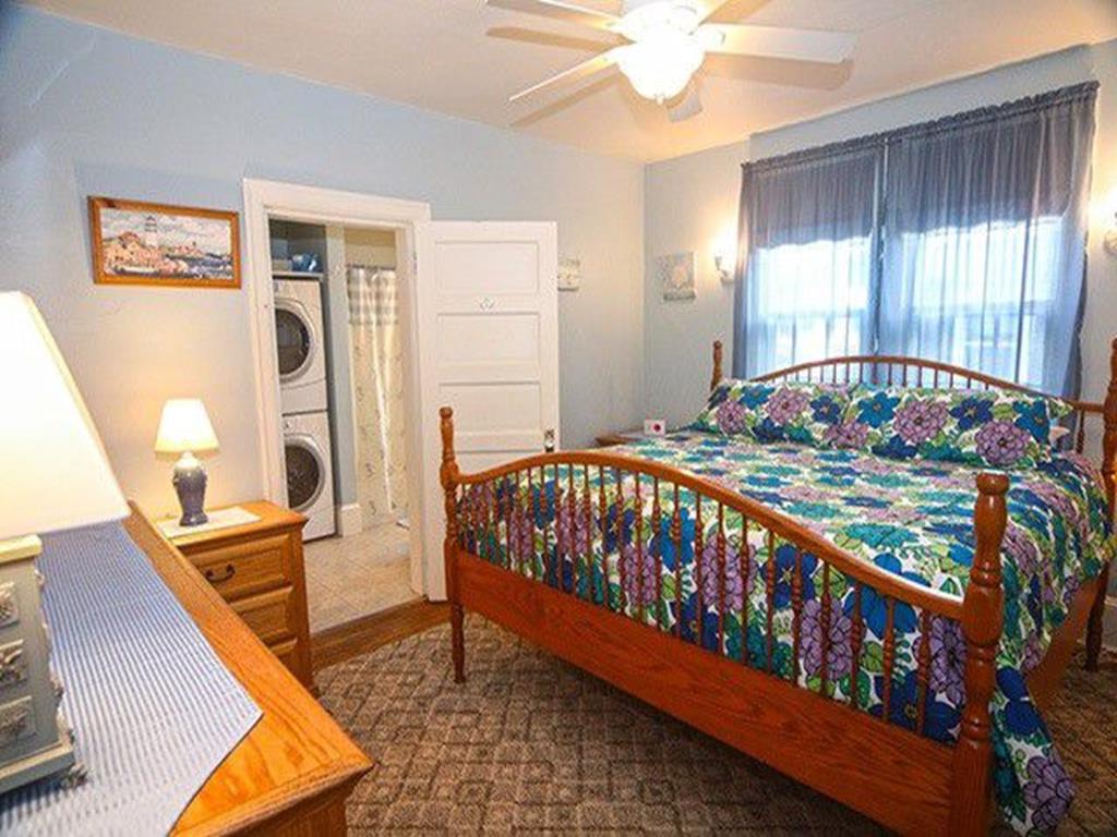 Sea Dragon - Big House - Close to Town and Beach | Photo 17