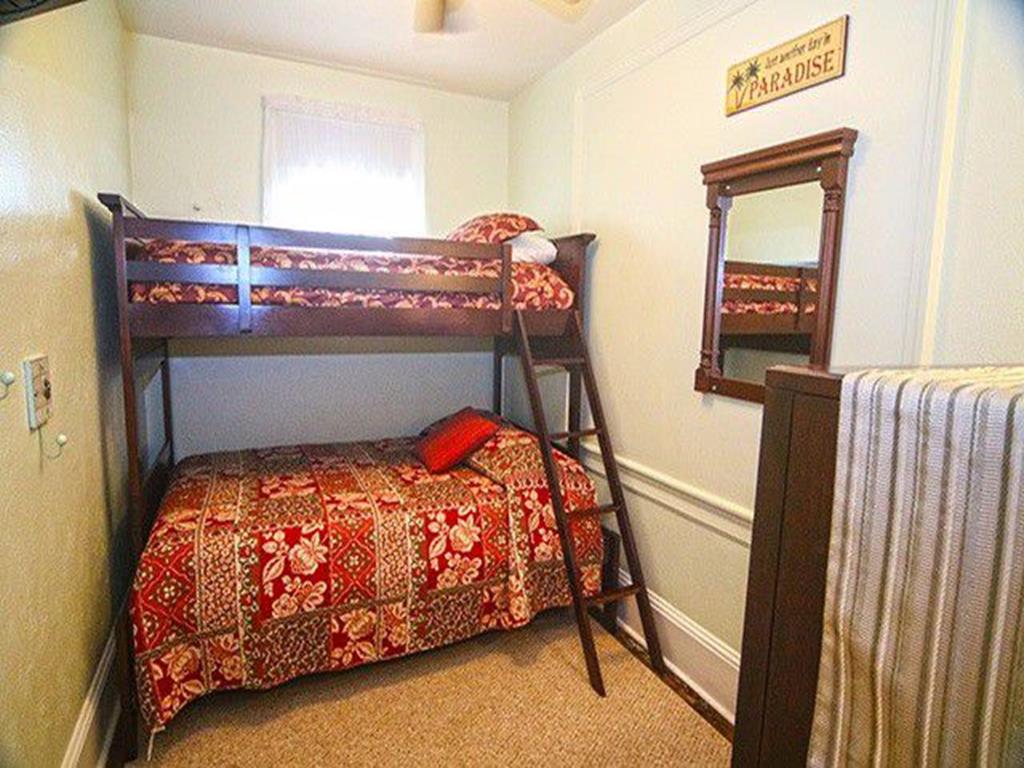 Sea Dragon - Big House - Close to Town and Beach | Photo 20