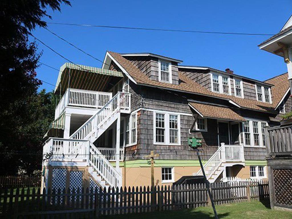 Sea Dragon - Big House - Close to Town and Beach | Photo 30