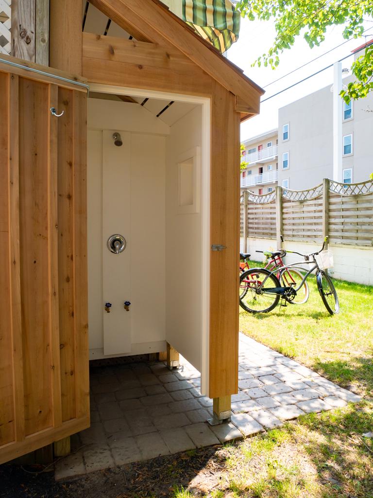 Sea Dragon - Big House - Close to Town and Beach | Photo 34