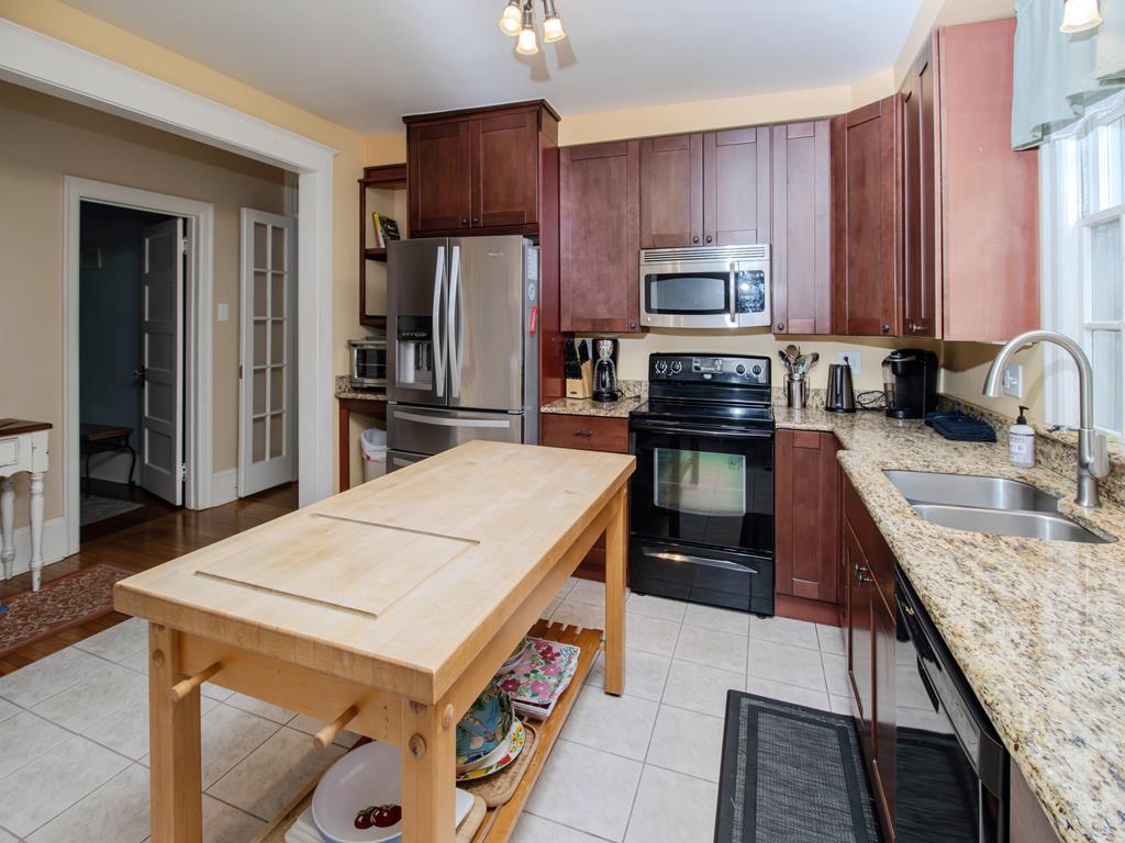 Sea Dragon - Big House - Close to Town and Beach | Photo 11