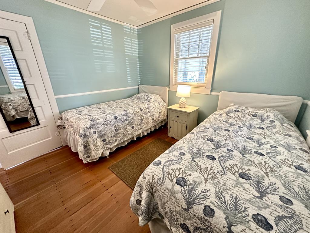 BEACH BLOCK - HOWARD STREET | Photo 12